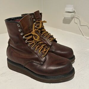 Vintage Red Wing 2233 Brown Leather Work Boots 9.5 EEE